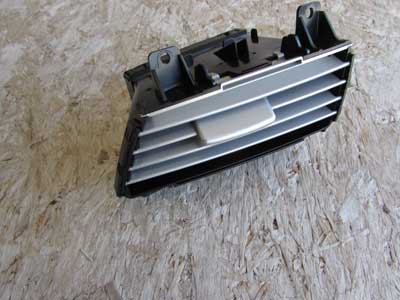 Mercedes Center Vent, Right 2218300954 W221 07-13 S550 S Class2